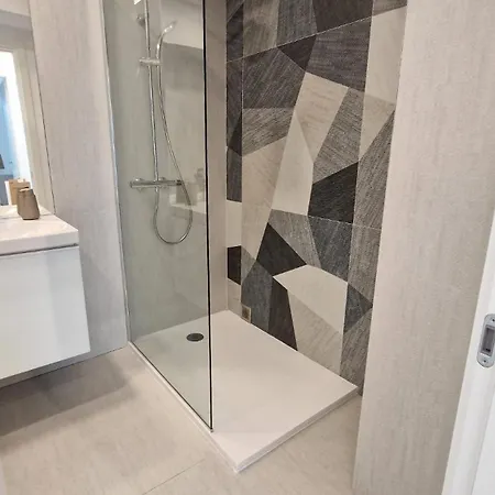 Apartament Bel Air 123 *